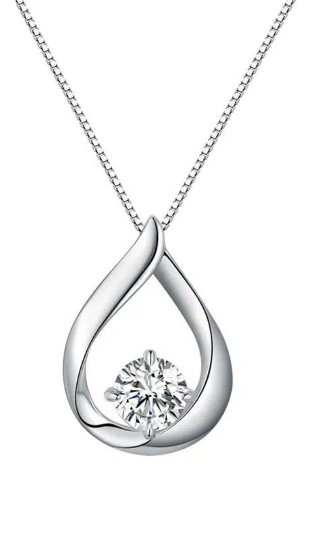 Rain Drop 1ct Solitaire Moissanite & silver Necklace – HOPERAY JEWELRY