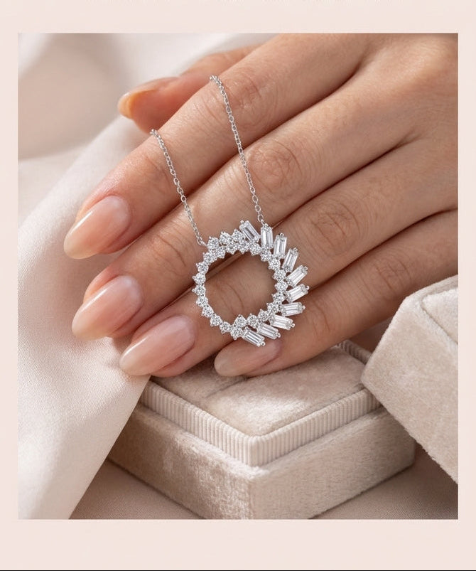 Sparkling Necklace