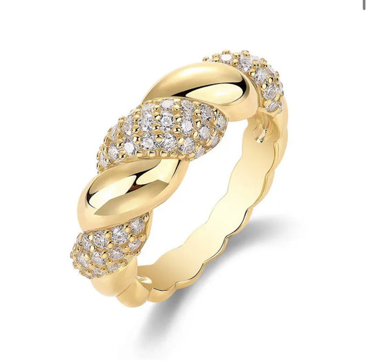 Alice Rope Moissanite Ring