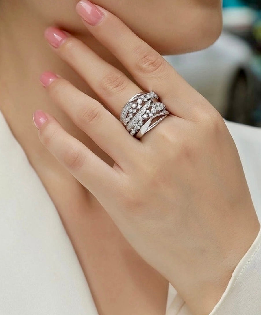 Moissanite Elegant Geometric Rings